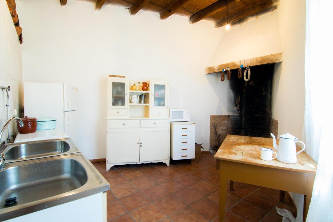 Villa Antiguo Horno de María y Mielgo Muelas del Pan Exterior foto
